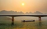 Chuyện ghi bằng ảnh ở phía dưới lòng hồ thủy điện Sơn La