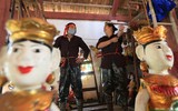 Suốt 300 năm phường múa rối nước làng Đào Thục trầm mình dưới nước