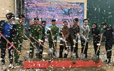 Những người lính cứu hỏa mang hơi ấm đến vùng cao
