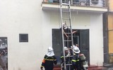 Cứu nạn người mắc kẹt trong đám cháy ngôi nhà tại 28B Điện Biên Phủ