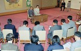 Những bức ảnh hiếm hoi về cuộc đời Nhật hoàng Akihito
