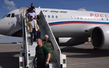 Những hình ảnh xúc động tại cuộc trao đổi tù nhân lịch sử giữa Ukraine và Nga