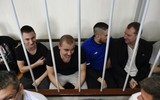 Những hình ảnh xúc động tại cuộc trao đổi tù nhân lịch sử giữa Ukraine và Nga