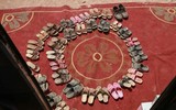 Giữa cảnh loạn lạc, trẻ em ở Idlib, Syria vượt bom đạn đến trường