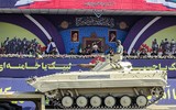 [Ảnh] Diễu binh hoành tráng ở Tehran, Tổng thống Iran lạnh lùng cảnh báo phương Tây