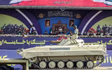 [Ảnh] Diễu binh hoành tráng ở Tehran, Tổng thống Iran lạnh lùng cảnh báo phương Tây