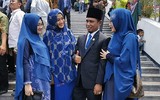 Dư luận Indonesia phẫn nộ vì màn thể hiện táo bạo của ông nghị cùng 3 bà vợ