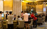 Thiên đường du lịch biển đảo Campuchia biến thành thủ phủ sòng bạc Trung Quốc như thế nào?