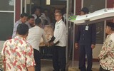 [Ảnh] Toàn cảnh vụ Bộ trưởng An ninh Indonesia bị nghi phạm theo IS tấn công bằng dao