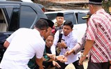 [Ảnh] Toàn cảnh vụ Bộ trưởng An ninh Indonesia bị nghi phạm theo IS tấn công bằng dao