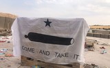 [Ảnh] Không còn gì sau khi Mỹ đặt bom tự phá hủy căn cứ ở Bắc Syria