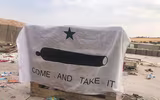 [Ảnh] Không còn gì sau khi Mỹ đặt bom tự phá hủy căn cứ ở Bắc Syria