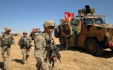 [Ảnh] Không còn gì sau khi Mỹ đặt bom tự phá hủy căn cứ ở Bắc Syria