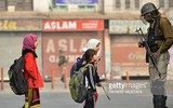 [Ảnh] Cuộc sống thường ngày ở Kashmir, nơi 