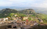 [Ảnh] Ngắm những ngôi nhà giá 0 đồng ở thị trấn cổ Cammarata trên đảo Sicily