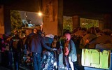 [Ảnh] Paris triệt xóa trại di cư trái phép nơi nhiều người đang tìm đường sang Anh