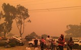 Hơn 4.000 người Australia mắc kẹt vì cháy rừng, được lệnh nhảy xuống biển nếu có báo động