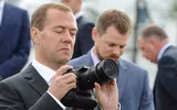 Nhìn lại sự nghiệp chính trị của ông Medvedev qua ảnh
