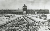 Nghẹn lòng những hình ảnh về Auschwitz - trại diệt chủng khét tiếng nhất được giải phóng 75 năm trước