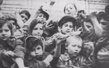 Nghẹn lòng những hình ảnh về Auschwitz - trại diệt chủng khét tiếng nhất được giải phóng 75 năm trước
