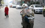 Những ý tưởng ‘thời trang bá đạo’ phòng chống virus Covid-19