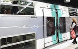Dân Pháp ra khỏi nhà phải viết tờ khai