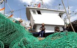 [Ảnh] Vụ hải táng 3 thuyền viên thổi bùng căng thẳng ngoại giao Indonesia - Trung Quốc