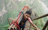 [Ảnh] Tạm biệt 