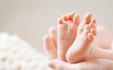 [Ảnh] Cả trăm trẻ em được đẻ thuê mắc kẹt tại Ukraine vì đại dịch Covid-19