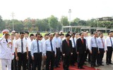 Lãnh đạo Đảng, Nhà nước đặt vòng hoa, vào lăng viếng Chủ tịch Hồ Chí Minh