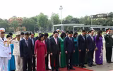 Lãnh đạo Đảng, Nhà nước đặt vòng hoa, vào lăng viếng Chủ tịch Hồ Chí Minh