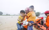 [Ảnh] Chưa hết đợt dịch Covid-19 thứ hai, Trung Quốc lại ứng phó với lũ lụt lịch sử