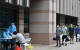 [Ảnh] Chưa hết đợt dịch Covid-19 thứ hai, Trung Quốc lại ứng phó với lũ lụt lịch sử
