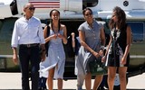 Thu nhập tăng 30 lần kể từ khi bước vào Nhà Trắng, gia đình Obama tiêu tiền như thế nào?