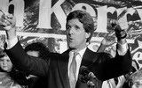 [ẢNH] Ngoài John McCain, còn những cựu binh Mỹ nào nổi tiếng sau chiến tranh Việt Nam?