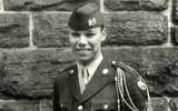 [ẢNH] Ngoài John McCain, còn những cựu binh Mỹ nào nổi tiếng sau chiến tranh Việt Nam?