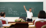 Lần đầu tiên trong ngành Y Việt Nam, lãnh đạo nghỉ hưu cả viện khóc