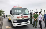 Hà Nội: Xe cứu hộ mất lái tông vào nhóm người tập thể dục ven đường, 2 người tử vong