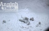 Kỳ lạ dòng sông Nhuệ biến thành 