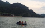 Công an huyện Sóc Sơn thâu đêm tìm kiếm 2 