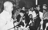 [ẢNH] Sống trong không khí thi đua ái quốc sôi nổi thời kháng chiến