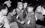 [ẢNH] Sống trong không khí thi đua ái quốc sôi nổi thời kháng chiến