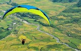 Ngắm mùa vàng Mù Cang Chải từ... lưng chừng trời