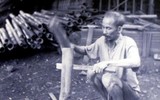 [Ảnh] Xúc động những bức ảnh đời thường về Chủ tịch Hồ Chí Minh