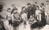 [Ảnh] Xúc động những bức ảnh đời thường về Chủ tịch Hồ Chí Minh