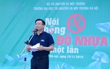 [Ảnh] Màn nhảy Flashmod sôi động của 600 sinh viên và giảng viên, kêu gọi giảm rác thải nhựa dùng một lần