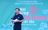 [Ảnh] Màn nhảy Flashmod sôi động của 600 sinh viên và giảng viên, kêu gọi giảm rác thải nhựa dùng một lần