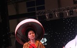[Ảnh] NSND Thu Hà, NSƯT Chiều Xuân: Vẻ đẹp không tuổi trên sàn diễn cổ phục triều Nguyễn
