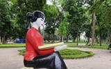 [Ảnh] Bật cười với các bức tượng bỗng dưng lòe loẹt ở Công viên Thống Nhất