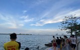 [ẢNH] Hồ Tây - Bức tranh Hà Nội đa sắc màu